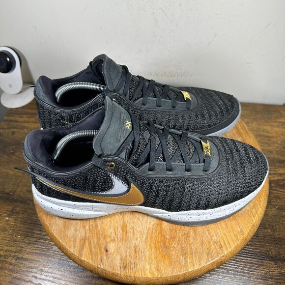 Nike LeBron XX 20 Basketball Men's Size 13 Black Shoes DJ5423-003